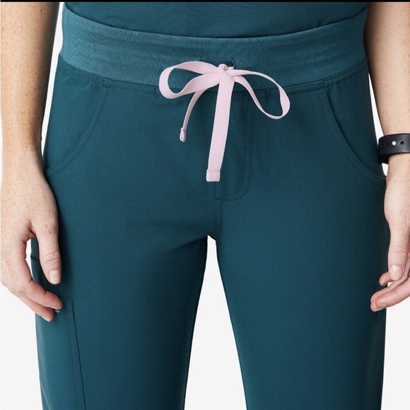 FIGS Caribbean Blue Kade Cargo Pants - Picture 2 of 6